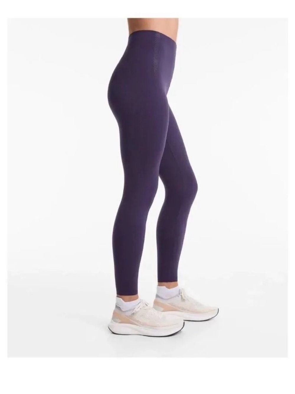 Oysho High-Waist compression  Leggings in Dark Purple